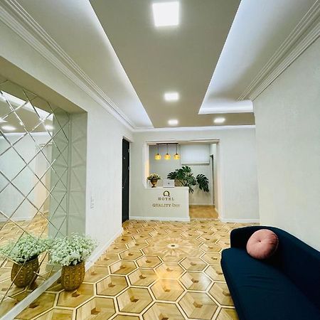 Quality Inn Τυφλίδα Εξωτερικό φωτογραφία