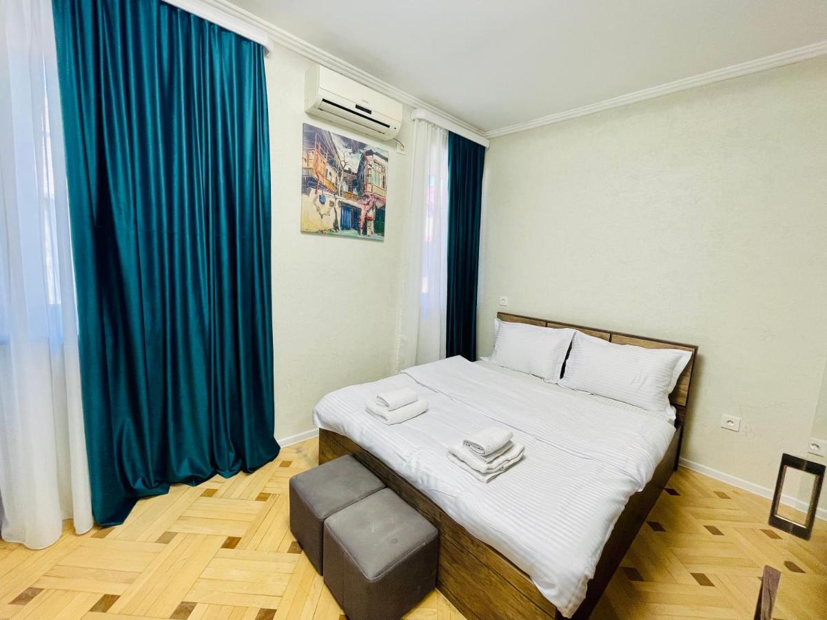 Quality Inn Τυφλίδα Εξωτερικό φωτογραφία