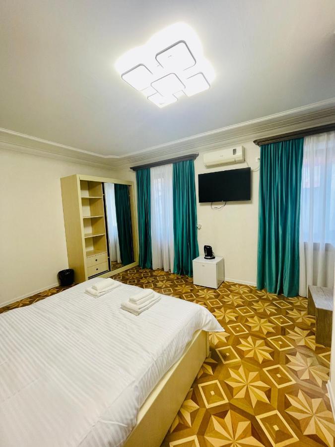 Quality Inn Τυφλίδα Εξωτερικό φωτογραφία