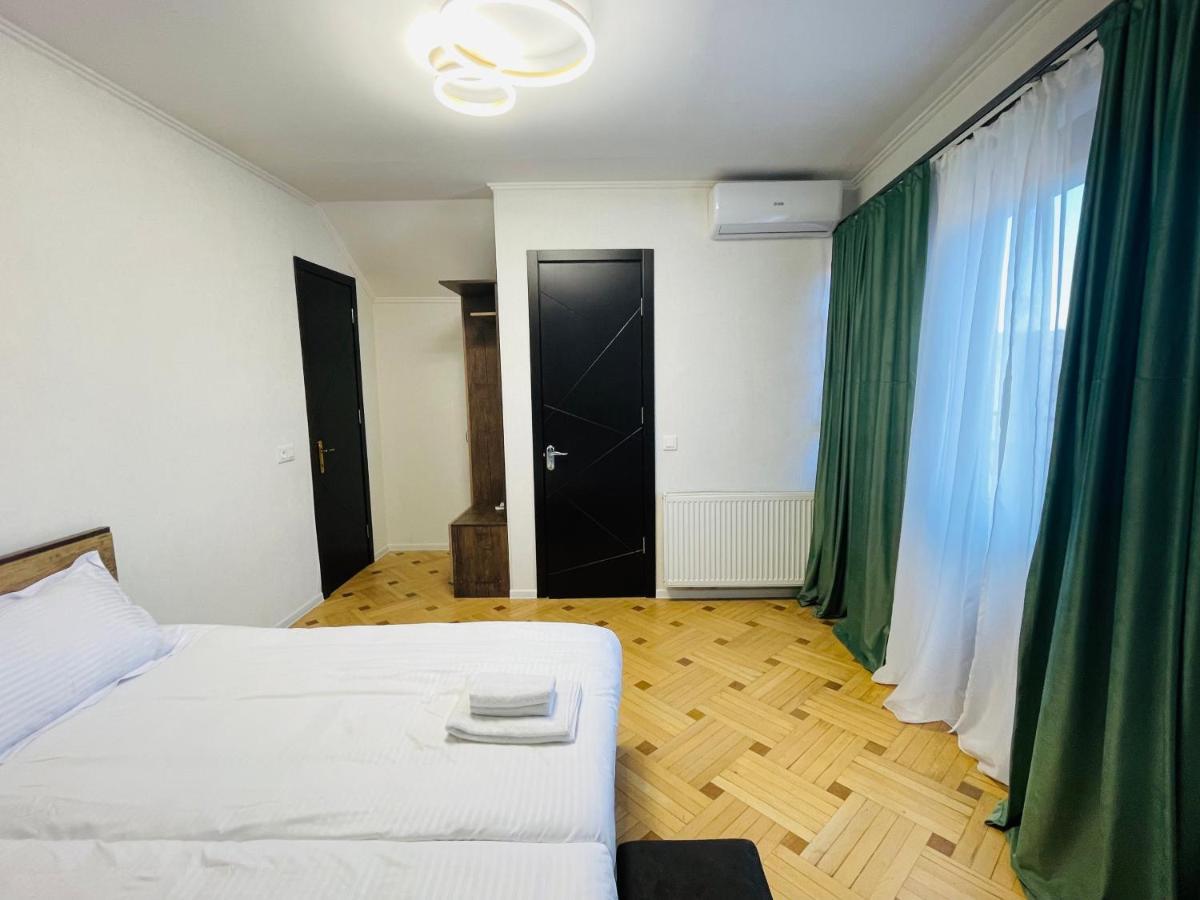 Quality Inn Τυφλίδα Εξωτερικό φωτογραφία