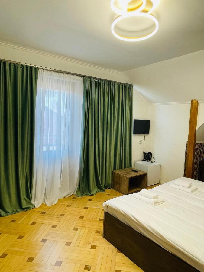 Quality Inn Τυφλίδα Εξωτερικό φωτογραφία