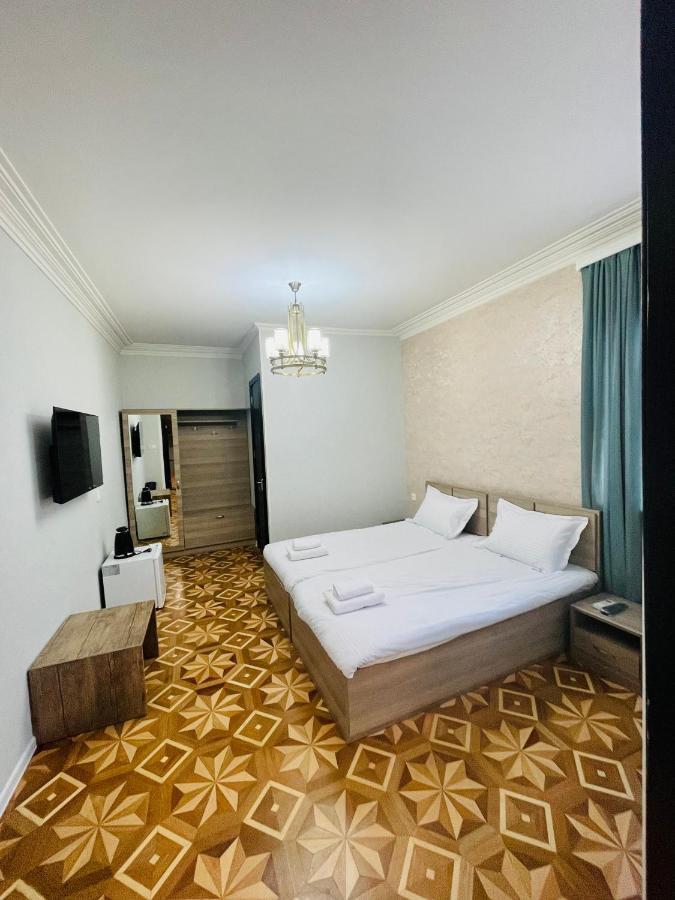 Quality Inn Τυφλίδα Εξωτερικό φωτογραφία