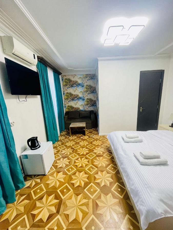 Quality Inn Τυφλίδα Εξωτερικό φωτογραφία